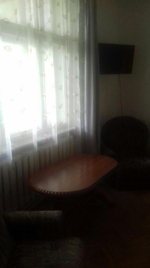 Gelena Гостьовий Двір Uzjhorod Exteriör bild