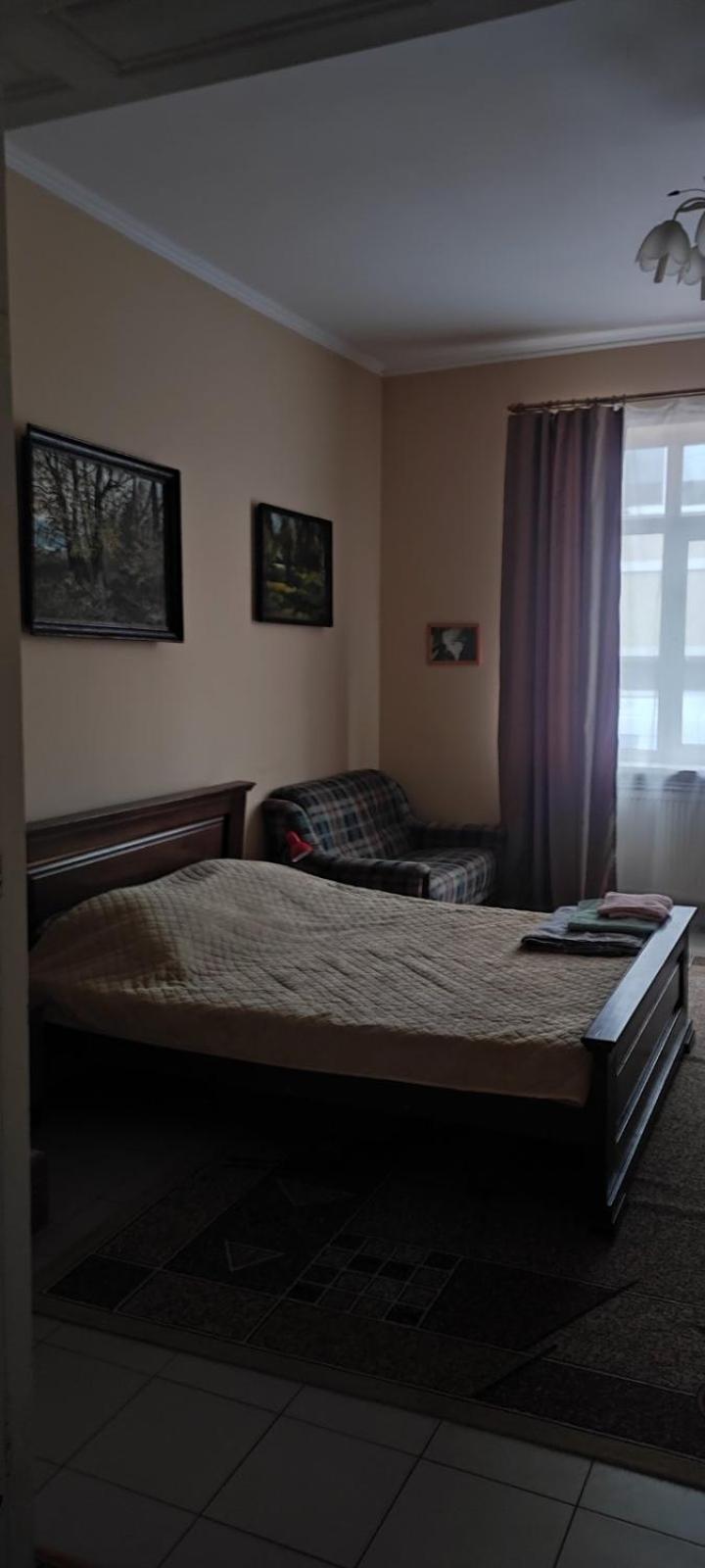 Gelena Гостьовий Двір Uzjhorod Exteriör bild